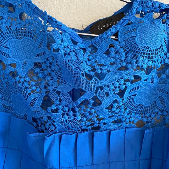 Top - Picture 4 of 5